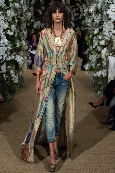 Look 36